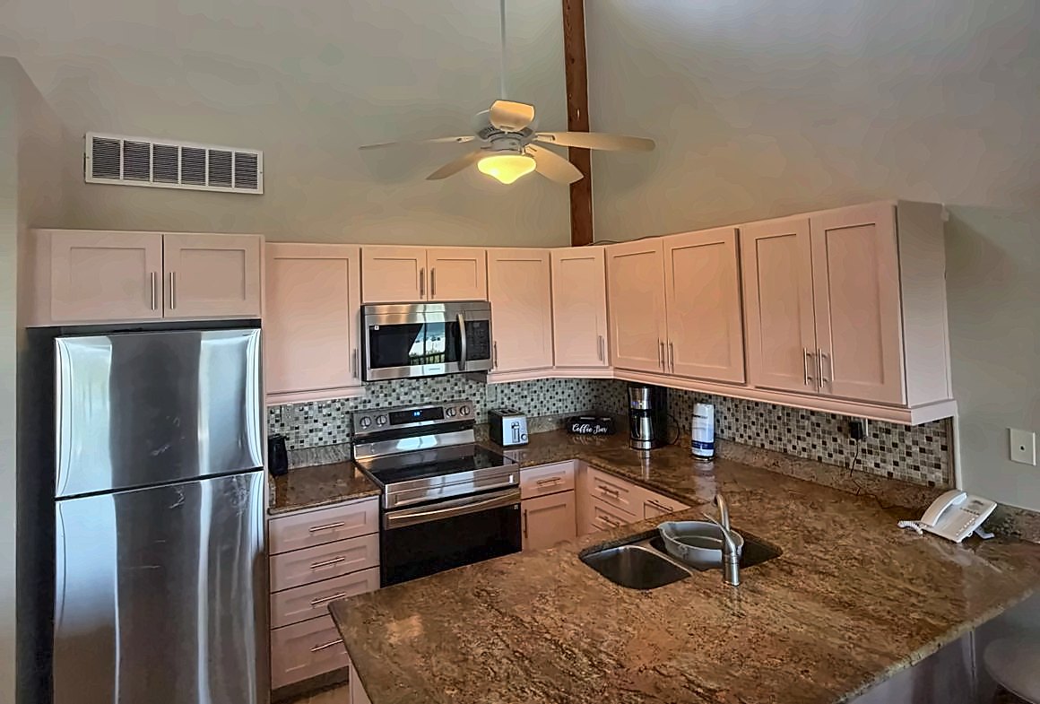 Kitchen Cabinets and Paint